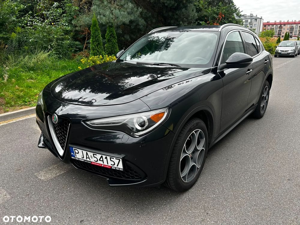 Alfa Romeo Stelvio 2.0 Turbo 16V AT8-Q4 Ti - 5
