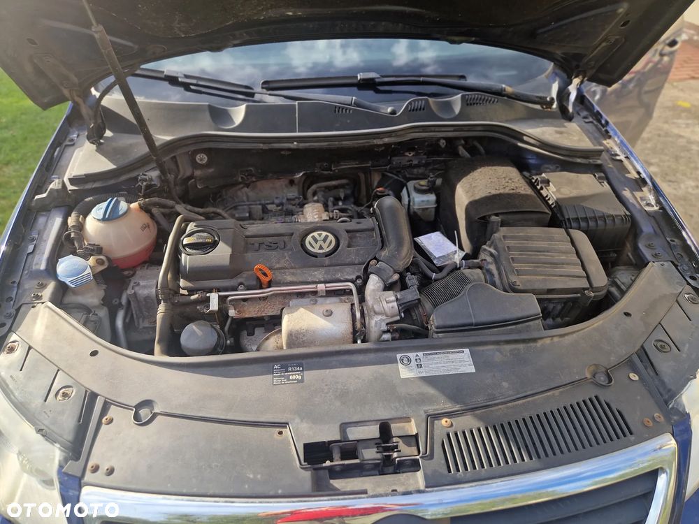 Volkswagen Passat - 10