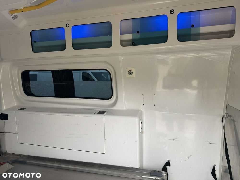 Ford Transit Custom - 11