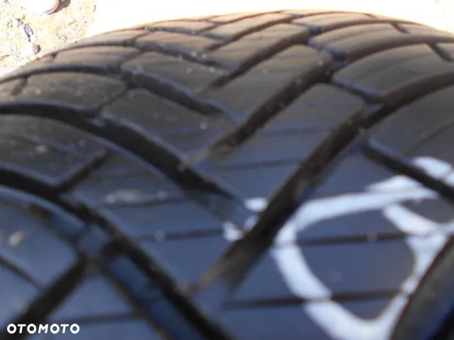 OPONA POJEDYNKA 195/55R16 BFGOODRICH G-GRIP ALL SEASON 2 DOT 4821 8MM - 2