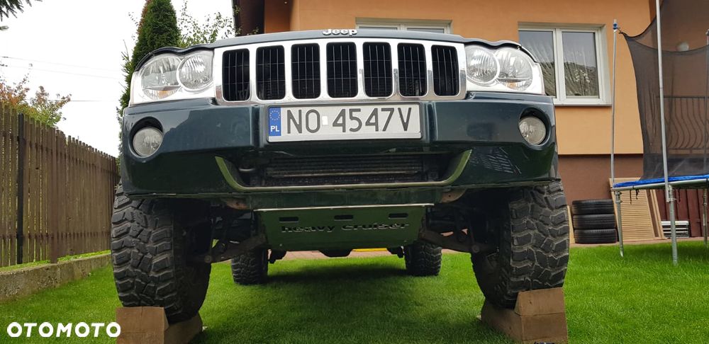 Jeep Grand Cherokee - 15