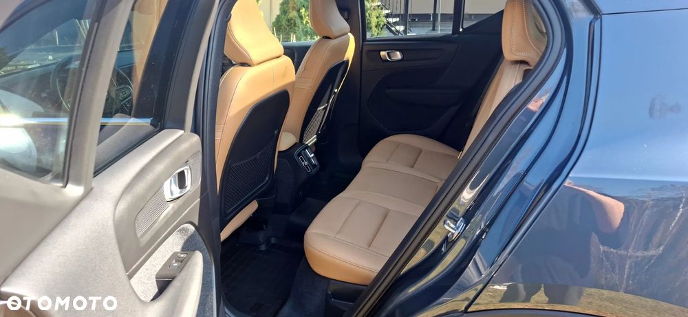 Volvo XC 40 T4 Inscription - 17