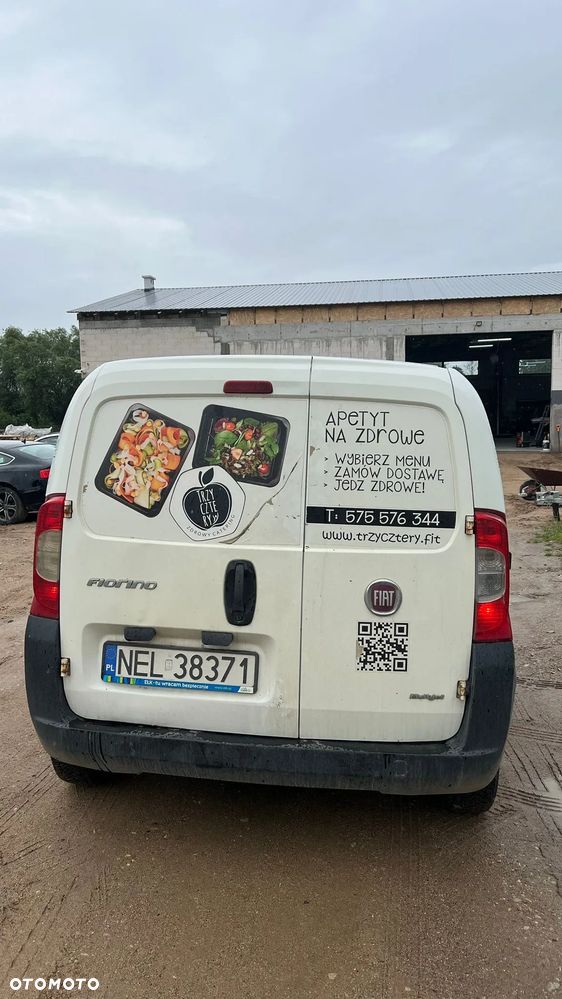 Fiat Fiorino Kombi Adventure - 7