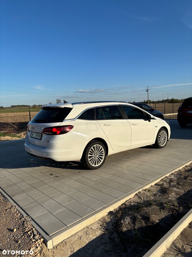 Opel Astra 1.6 CDTI Dynamic S&S - 3