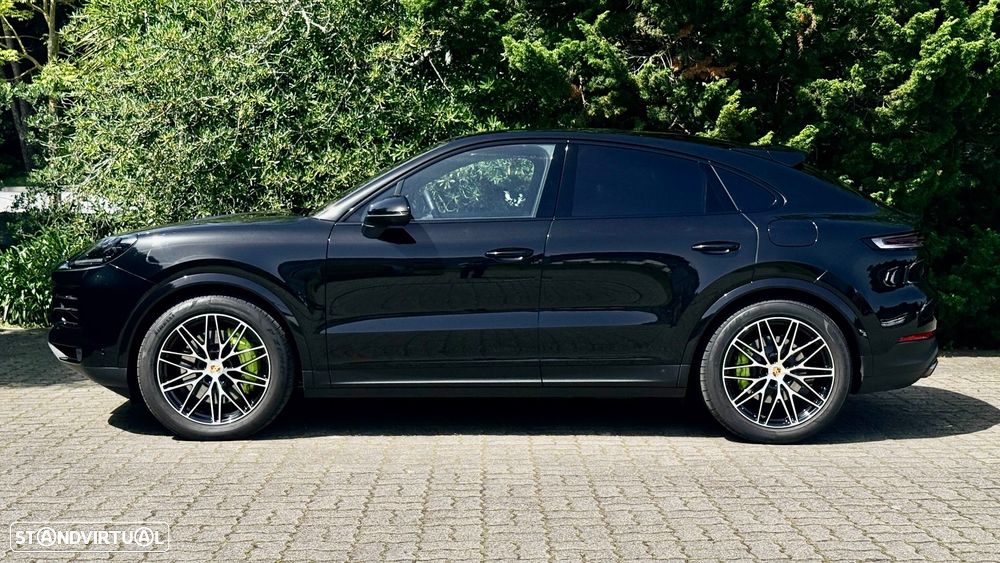 Porsche Cayenne Coupé E-Hybrid - 3