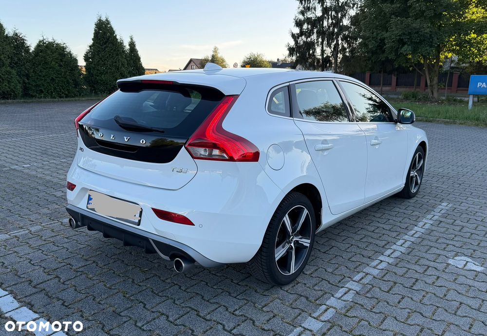 Volvo V40 2018 photo 4