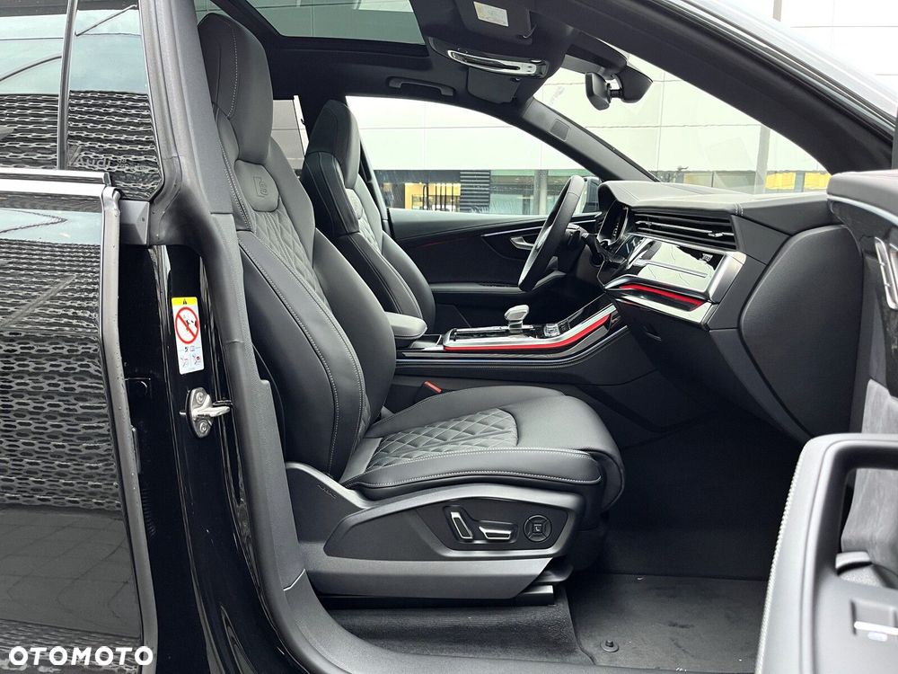 Audi Q8 - 21