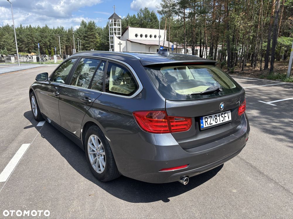 BMW Seria 3 316d - 5