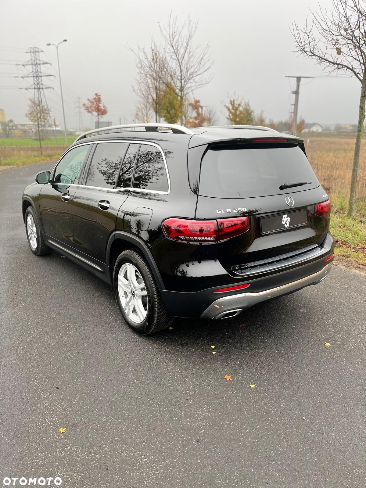 Mercedes-Benz GLB 250 4-Matic Edition 1 8G-DCT - 7