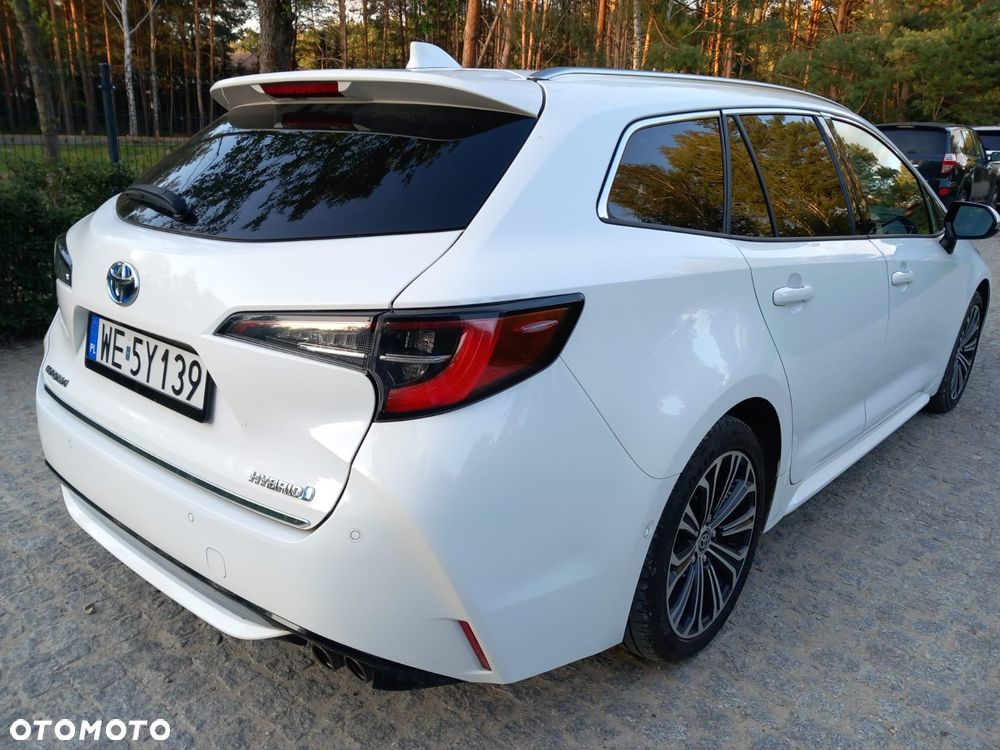 Toyota Corolla 2.0 Hybrid Executive - 5