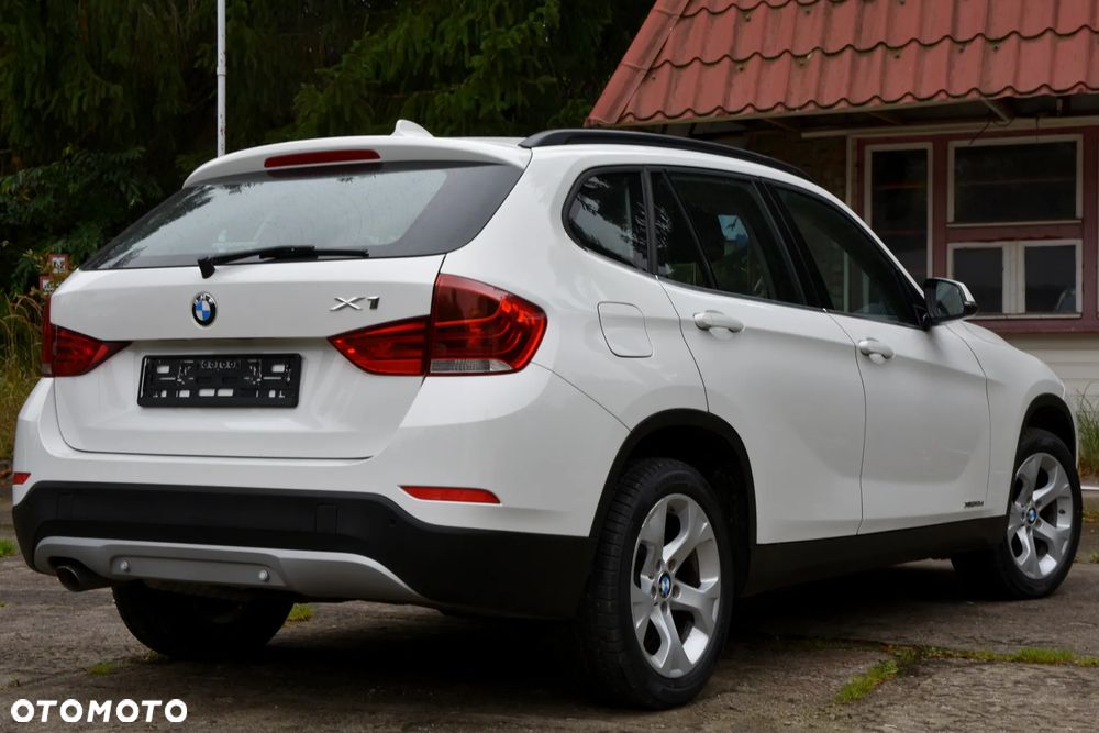 BMW X1 xDrive18d xLine - 6