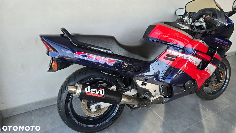 Honda CBR - 39