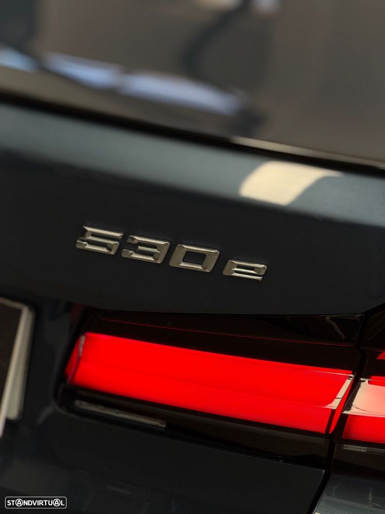 BMW 530 e Pack 50 anos M - 30