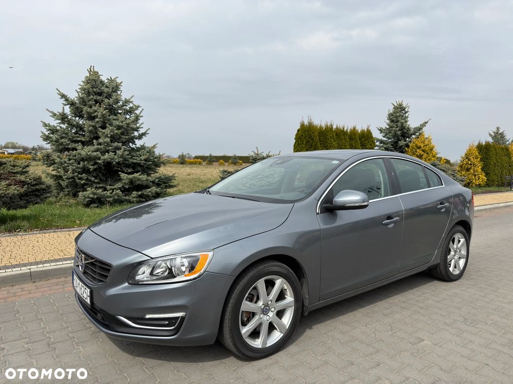Volvo S60 2.5 T5 AWD - 4