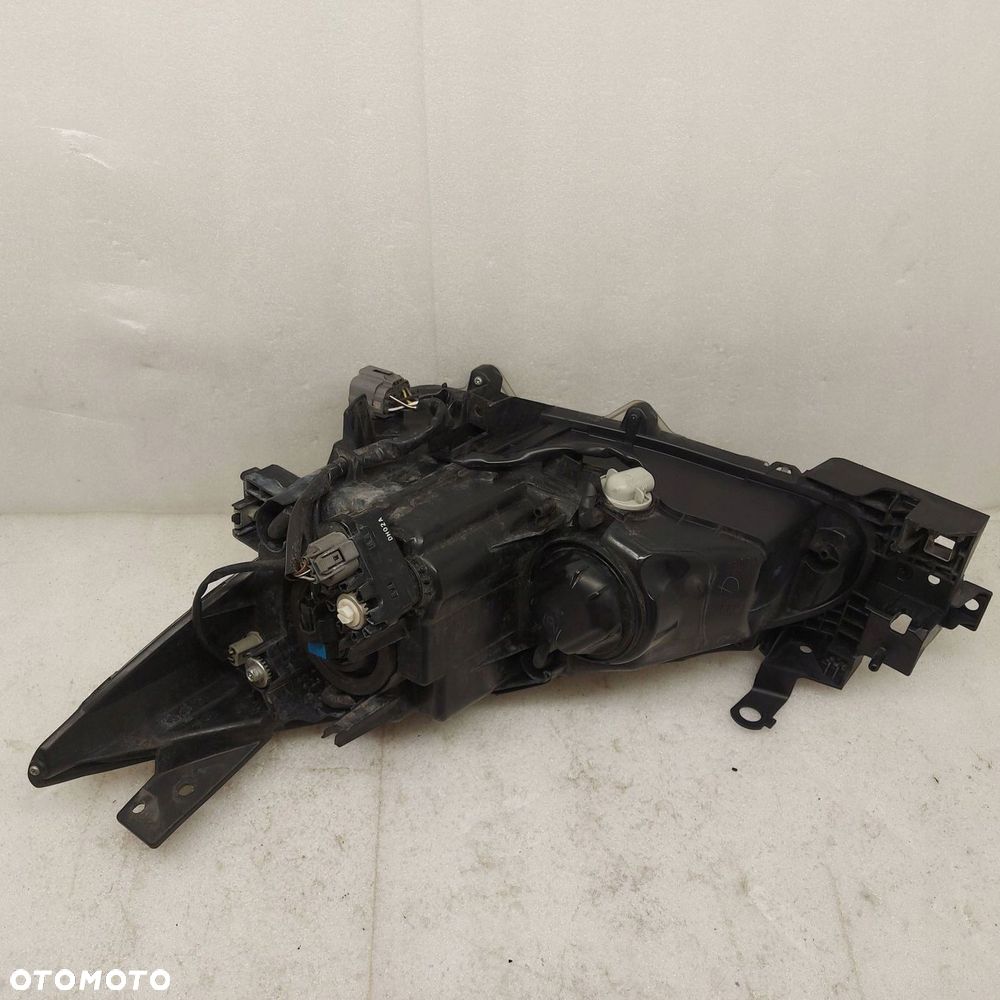 mazda 3 iii przód strona prawa lampa zwykła bhr151030 - 7
