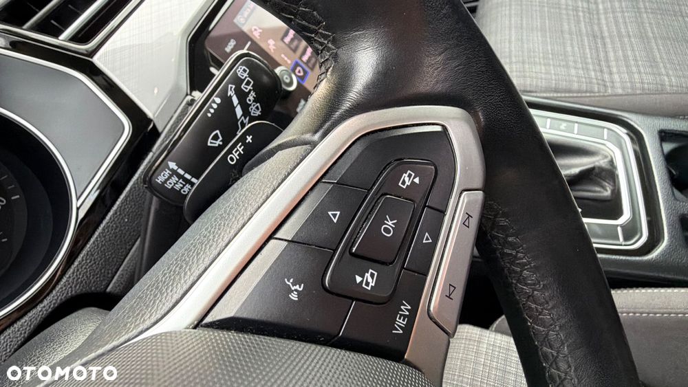 Volkswagen Passat 2.0 TDI SCR DSG - 20
