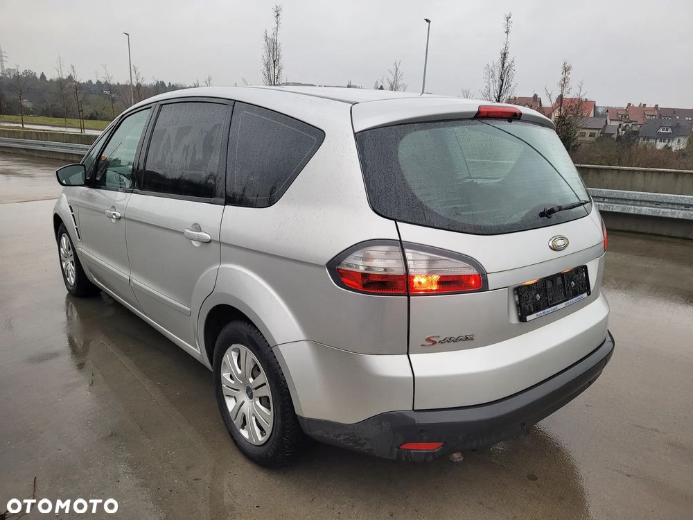Ford S-Max - 30