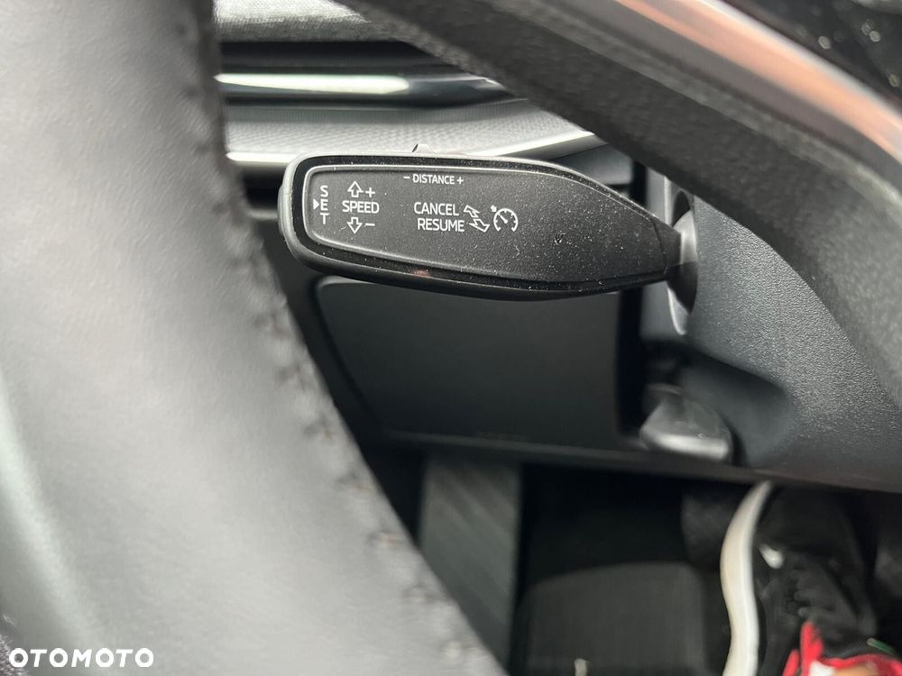 Skoda Superb 2.0 TDI SCR Selection DSG - 18