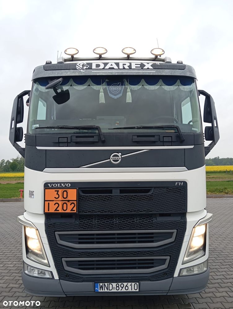 Volvo FH 6X2 - 1