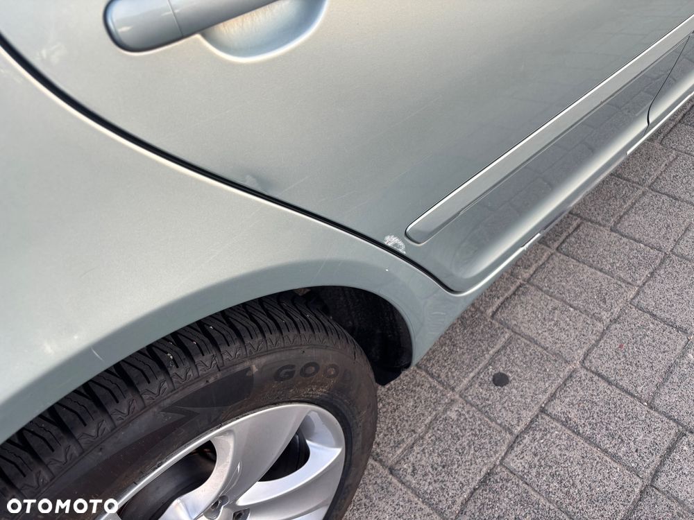 Skoda Octavia 2.0 TDI DPF DSG Ambiente - 17