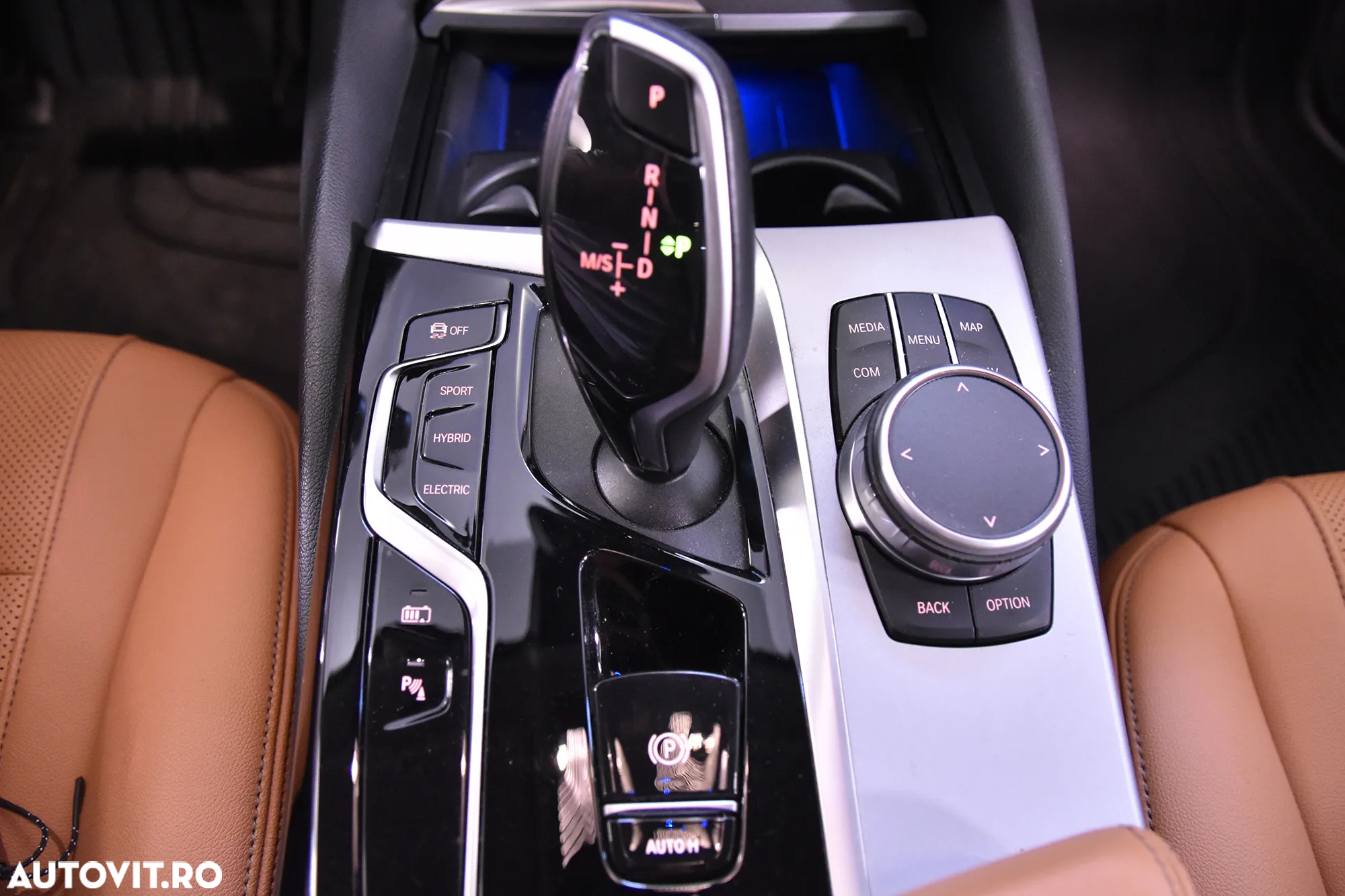 BMW Seria 5 530e xDrive AT PHEV - 17