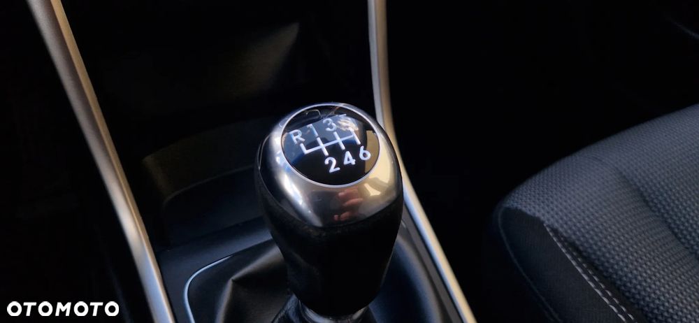 Hyundai i30 1.4 Premium - 34