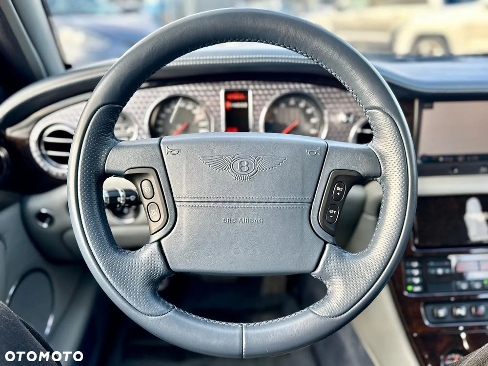 Bentley Arnage - 22