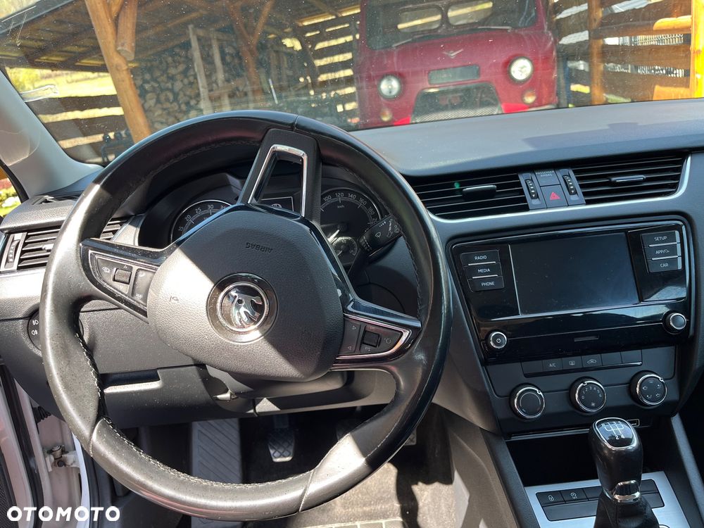 Skoda Octavia 1.6 TDI Ambition - 6