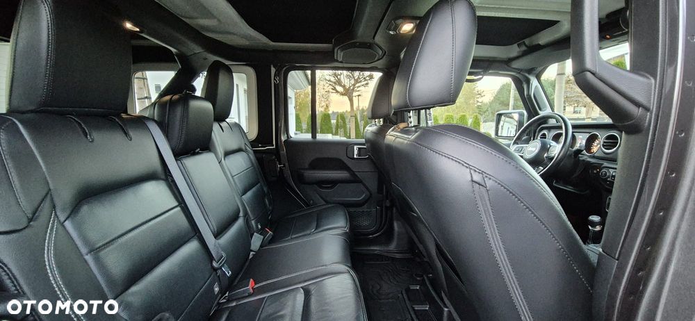 Jeep Wrangler Unlimited 2.2 CRD Sahara - 16