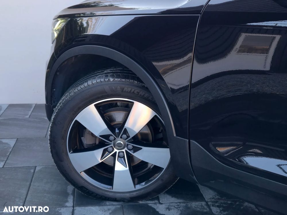 Volvo XC 40 D4 AWD Geartronic Inscription - 32