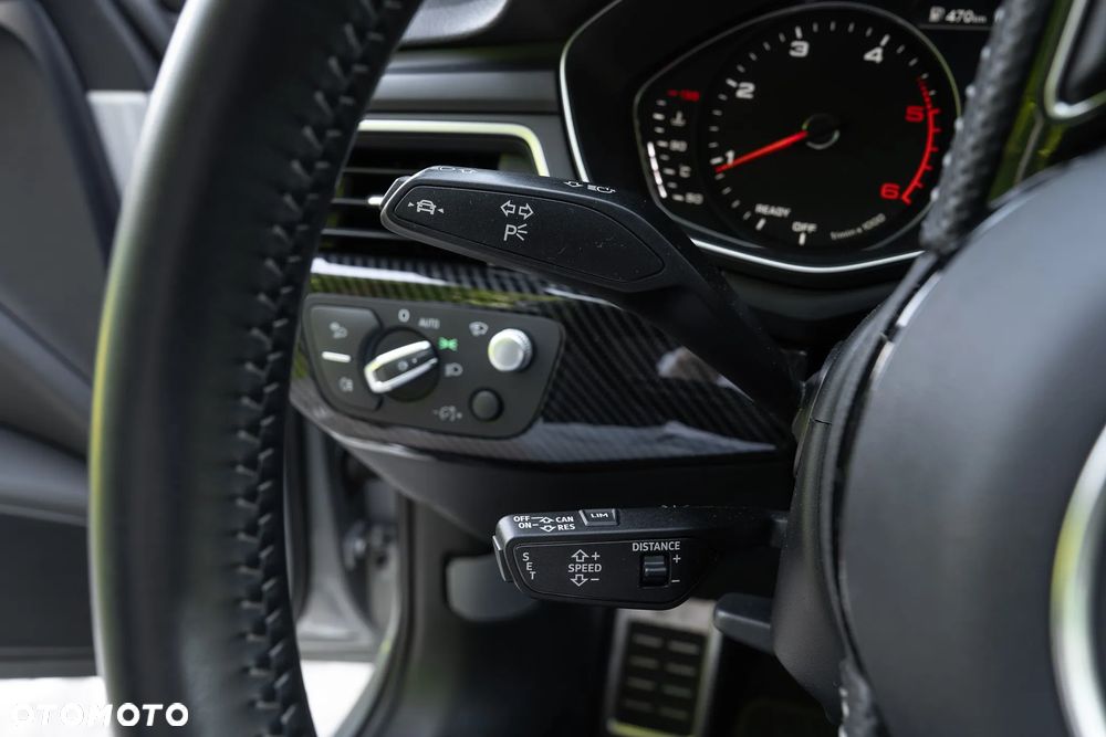 Audi A4 Avant 40 TDI quattro S tronic S line - 30