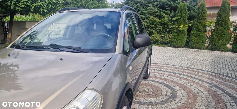 Fiat Sedici 1.6 16V 4x4 Luxury - 12