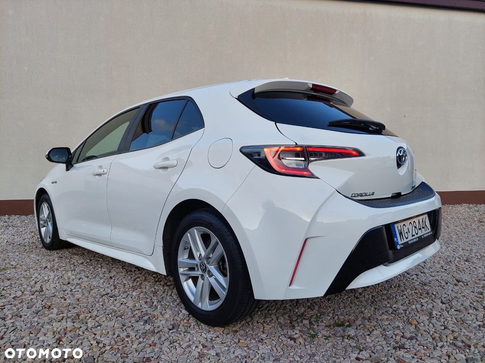 Toyota Corolla ver-1-8-hybrid-comfort - 12