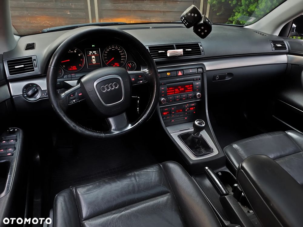 Audi A4 Limousine 2.0 T FSI - 7
