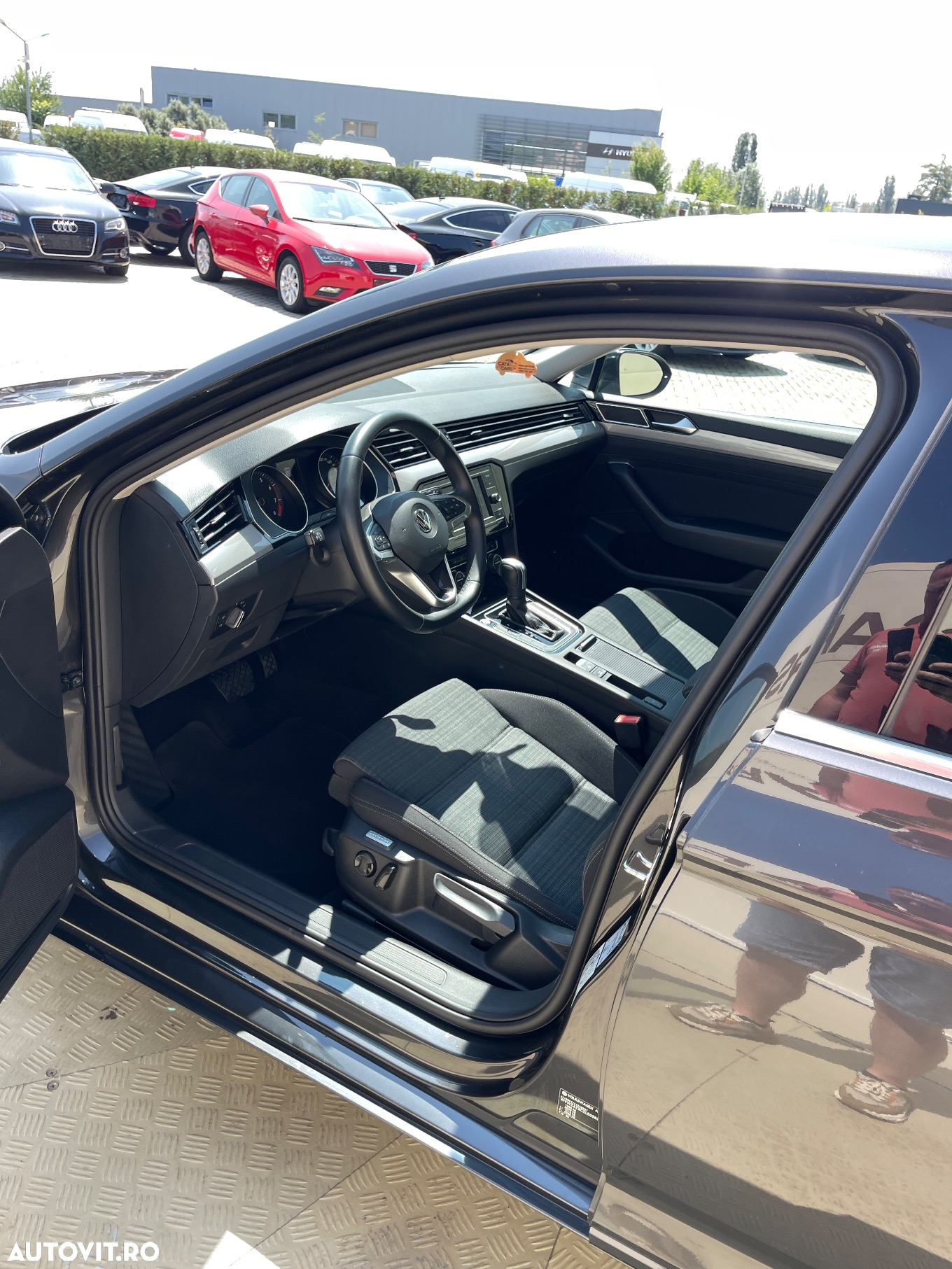 Volkswagen Passat - 29