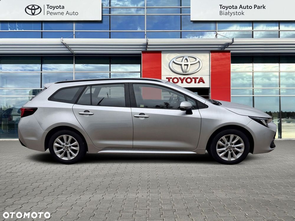 Toyota Corolla 2.0 Hybrid Comfort - 6