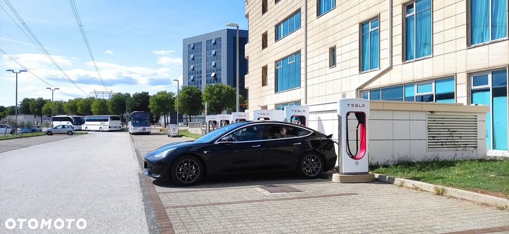 Tesla Model 3 Standard Reichweite Plus Hinterradantrieb - 7