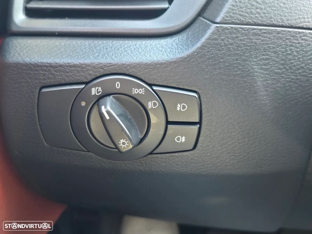 BMW X1 20 d sDrive - 12