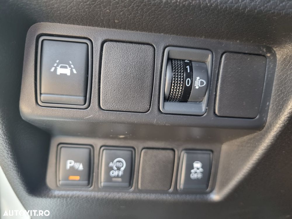 Nissan Qashqai 1.5 DCI TEKNA - 17