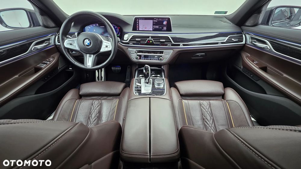 BMW Seria 7 - 29