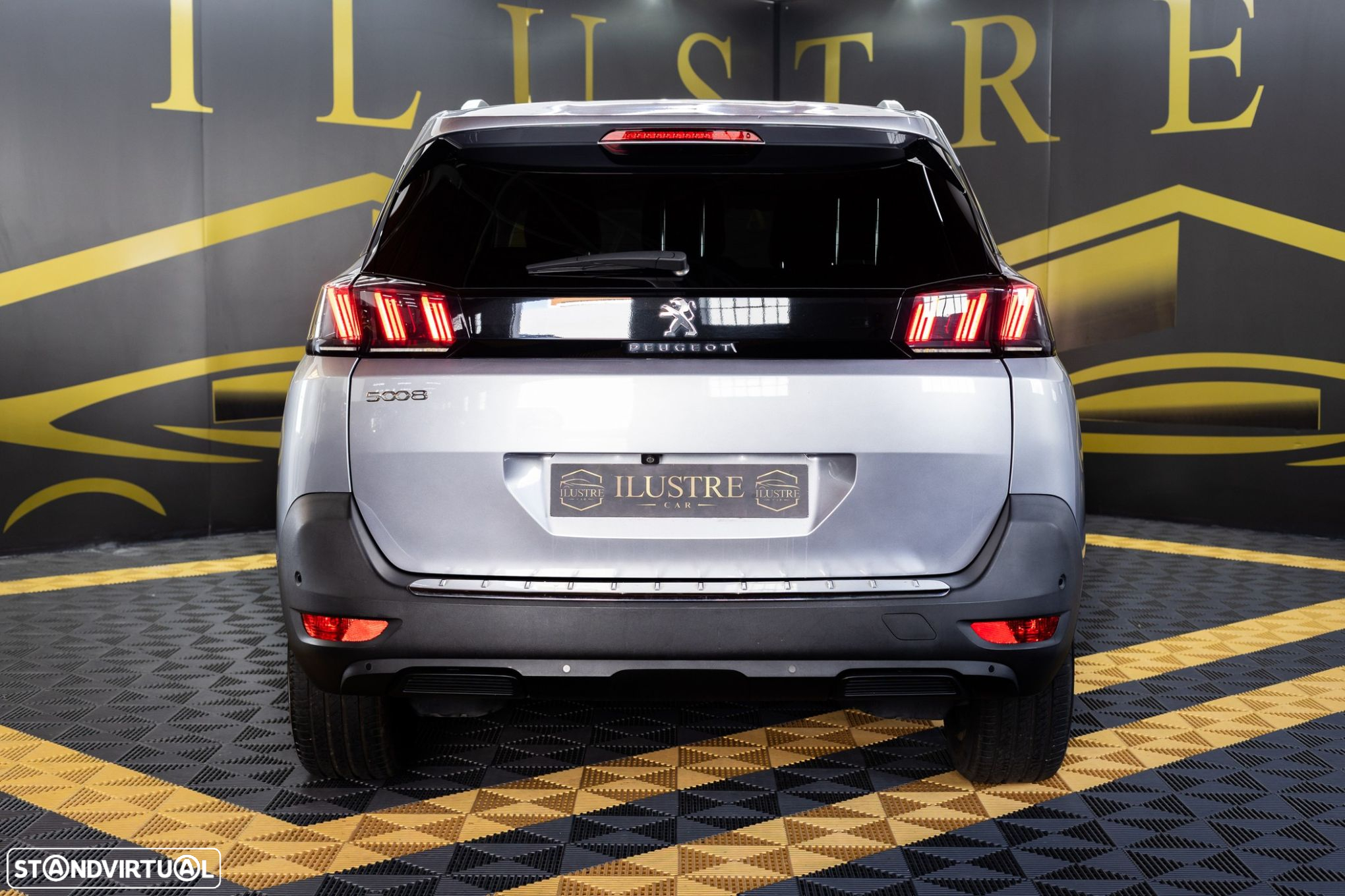 Peugeot 5008 BlueHDI 130 EAT8 Allure - 5