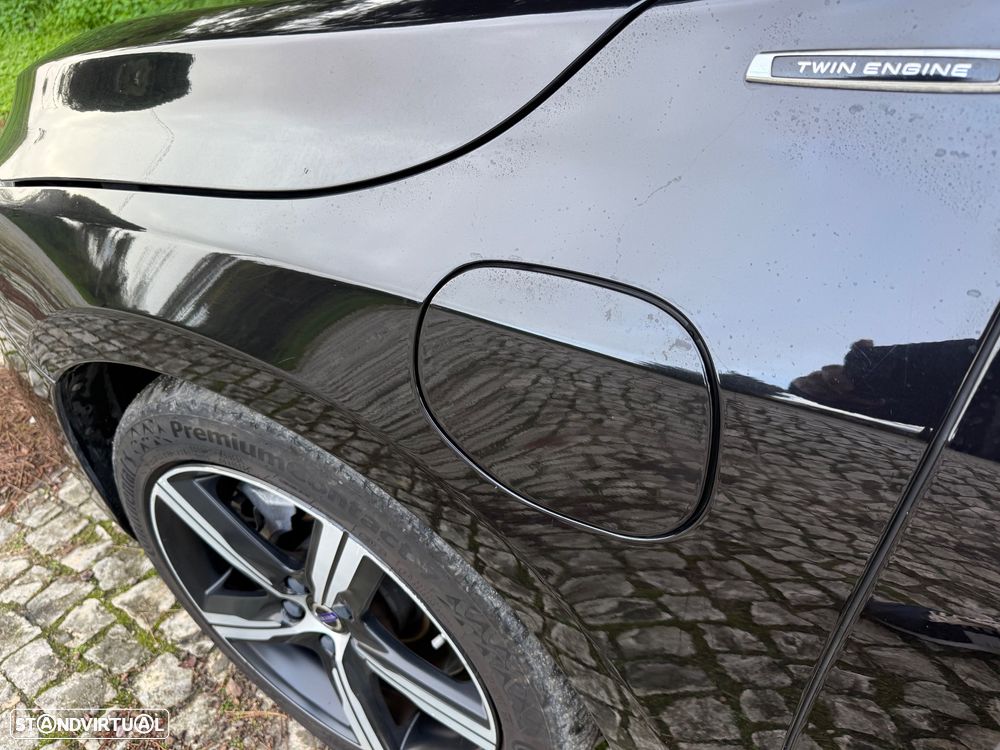 Volvo V60 2.4 D6 R-Design AWD Phev - 7