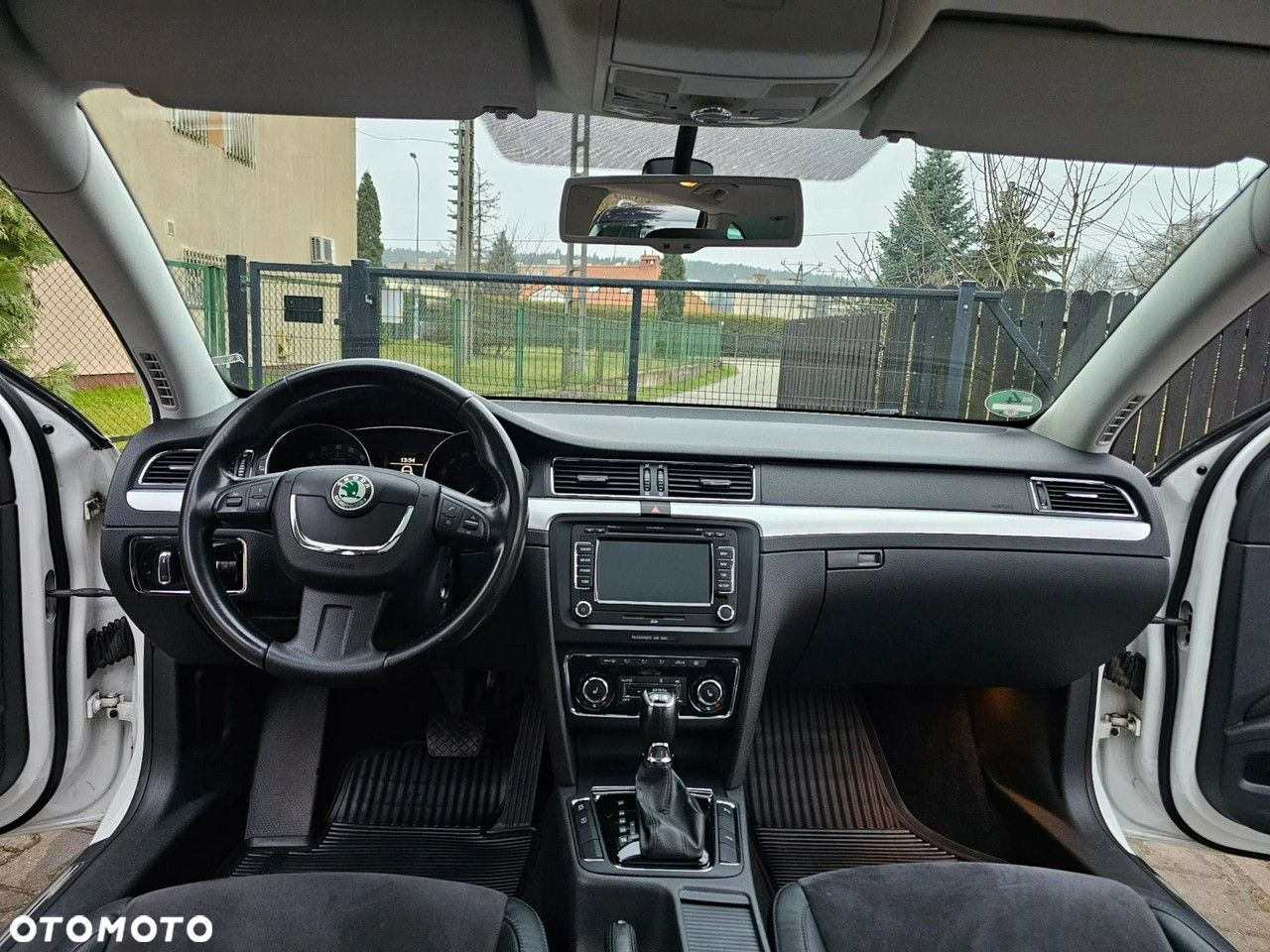 Skoda Superb 2.0 TDI Platinum Outdoor DSG - 14