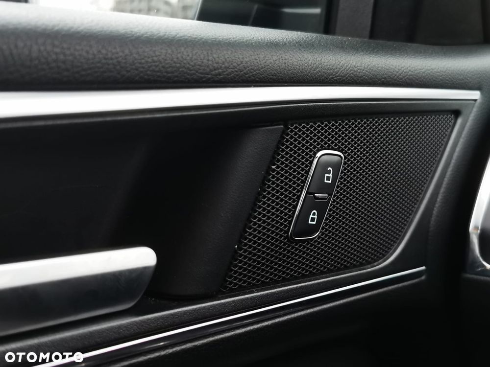 Ford S-Max 2.0 EcoBlue Trend - 24