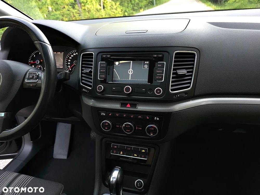 Volkswagen Sharan 2.0 TDI DSG BlueMotion Technology Match - 27