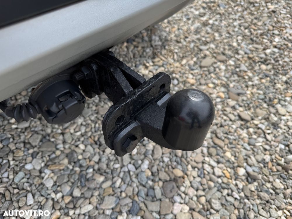 Dacia Duster 1.6 4x2 Laureate - 24