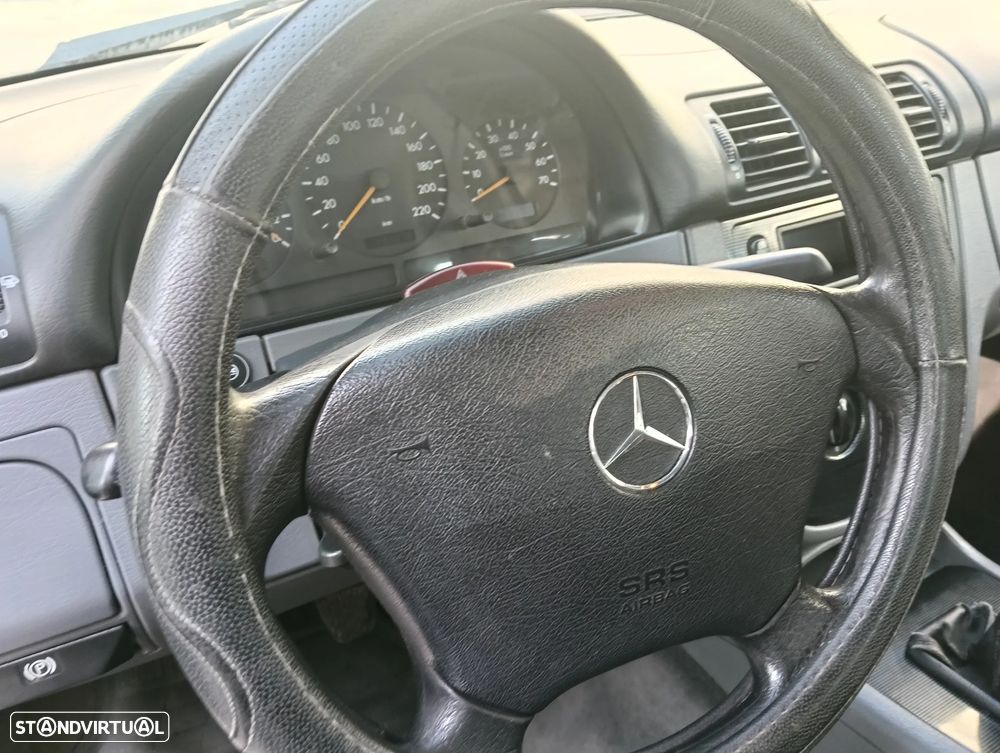 Mercedes-Benz ML 230 Standard - 13
