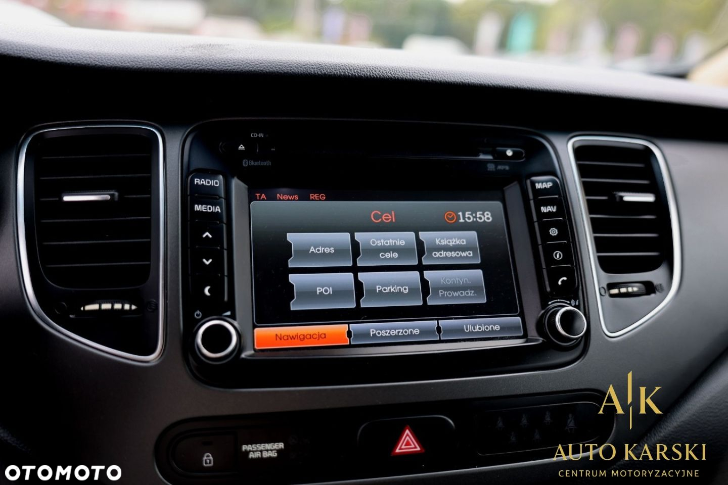 Kia Carens - 28