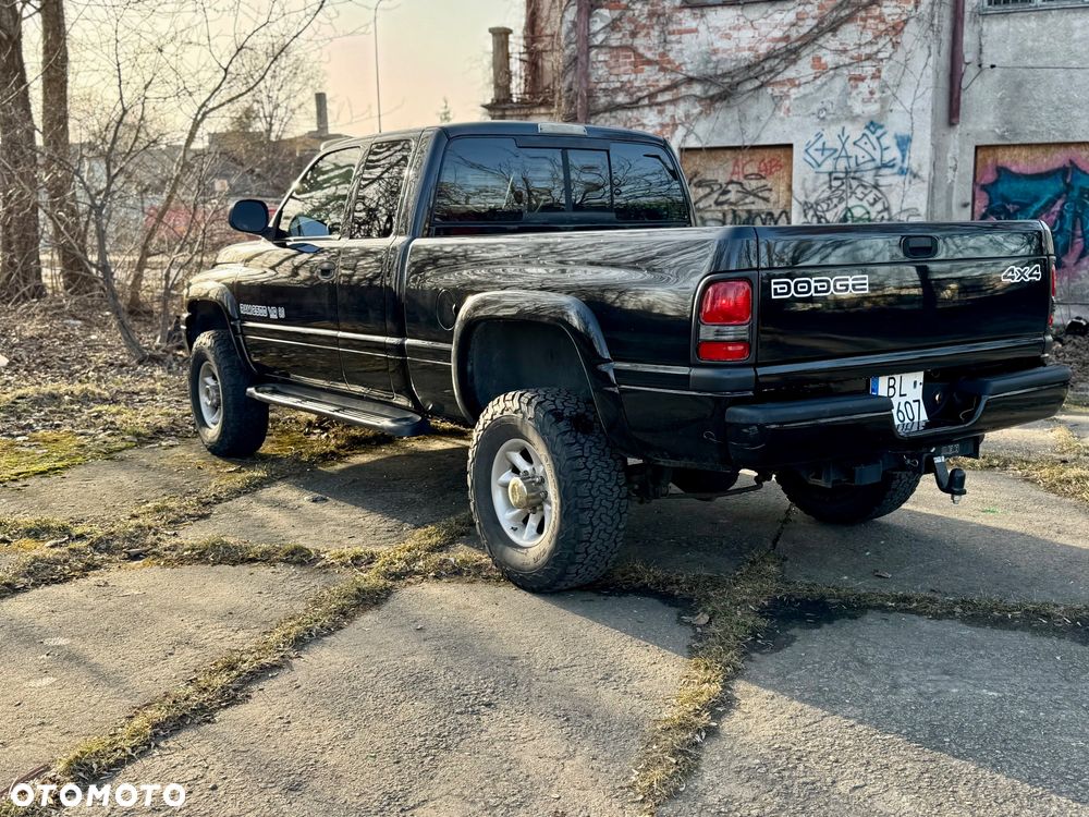 Dodge RAM 8.0 V10 - 3