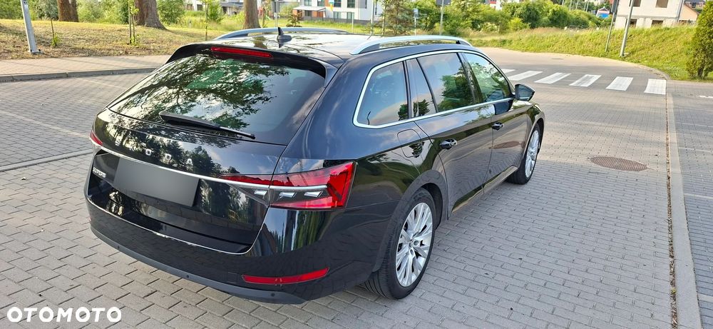 Skoda Superb 2.0 TDI SCR Ambition DSG - 17
